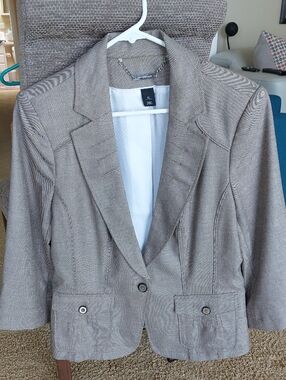 White House Black Market Taupe Blazer - Single-Button Tailored Jacket